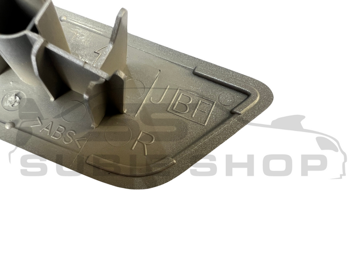 Genine Front Bumper Headlight Washer Cap Cover 15-17 Subaru Outback BS RH Silver