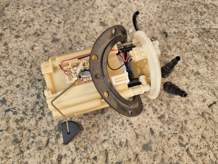 Subaru Liberty Outback H6 GEN 4 2003 - 09 Sender Fuel Pump Gauge Denso Petrol