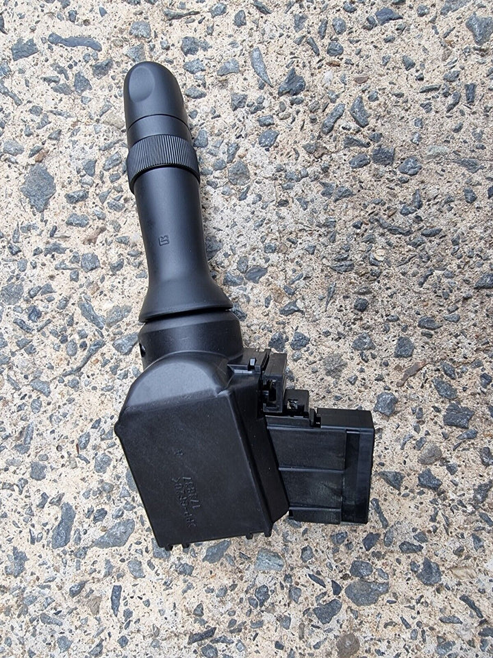 Genuine Subaru XV GT 2017 - 21 Windscreen Wiper Washer Sprayer Control Stalk