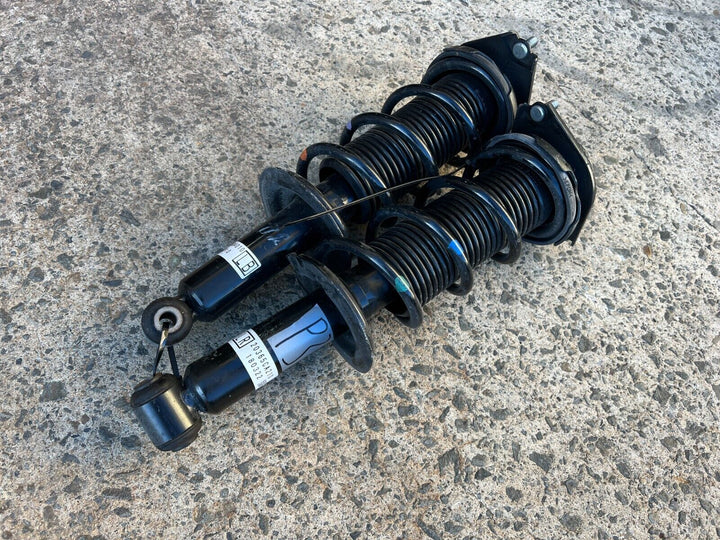 OEM Genuine Subaru BRZ 13 - 16 Rear Struts Suspension Springs Set Pair Low Kms