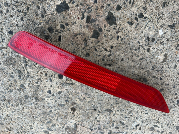 Subaru Forester 08 - 12 SH Factory Rear Bumper Bar Lower Reflector Left GENUINE