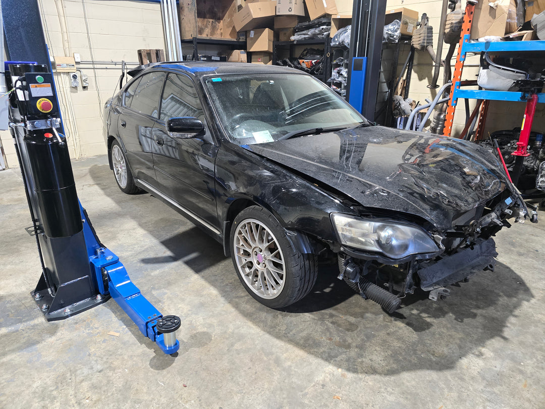 Subaru Outback Liberty GEN4 2003 06 Black Center Console Slider Tray GENUINE