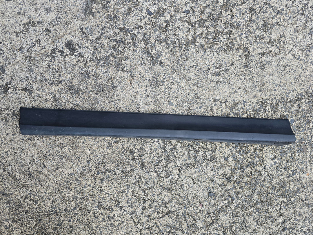 Subaru Forester SJ 13 - 18 Front Passenger Door Lower Cowling Garnish Trim Mould LHF