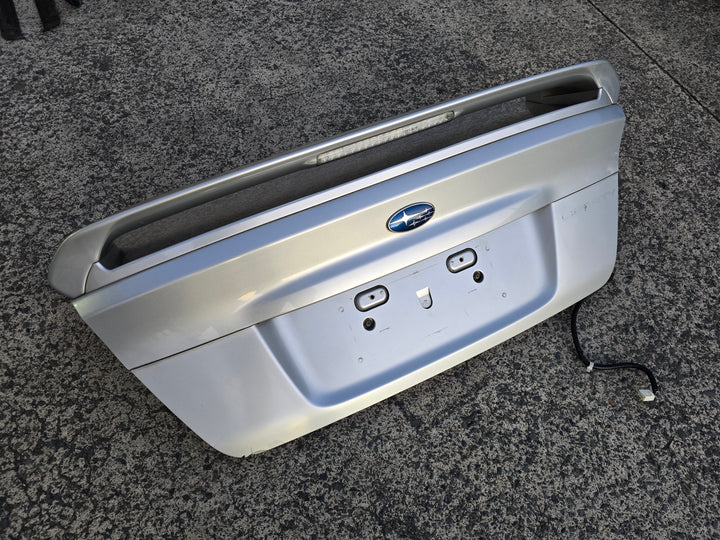 Subaru Liberty Sedan 03 - 09 Boot Lid Spoiler Garnish Silver 39D GENUINE