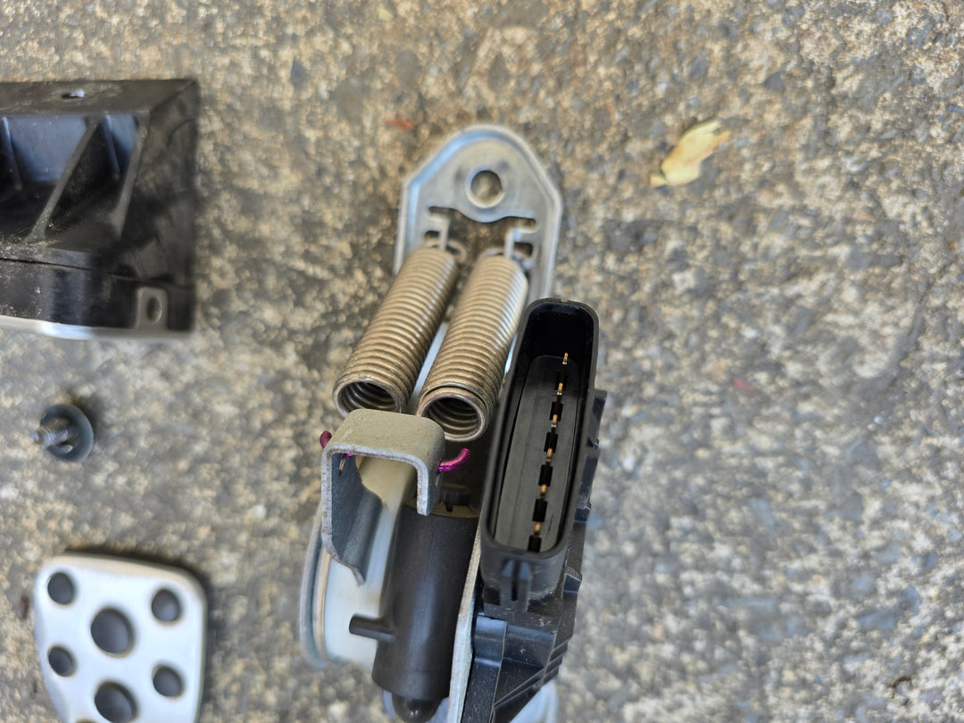 OEM Subaru Liberty H6 Turbo Gen 4 03 - 09 Factory Manual Spec B Pedals Metal