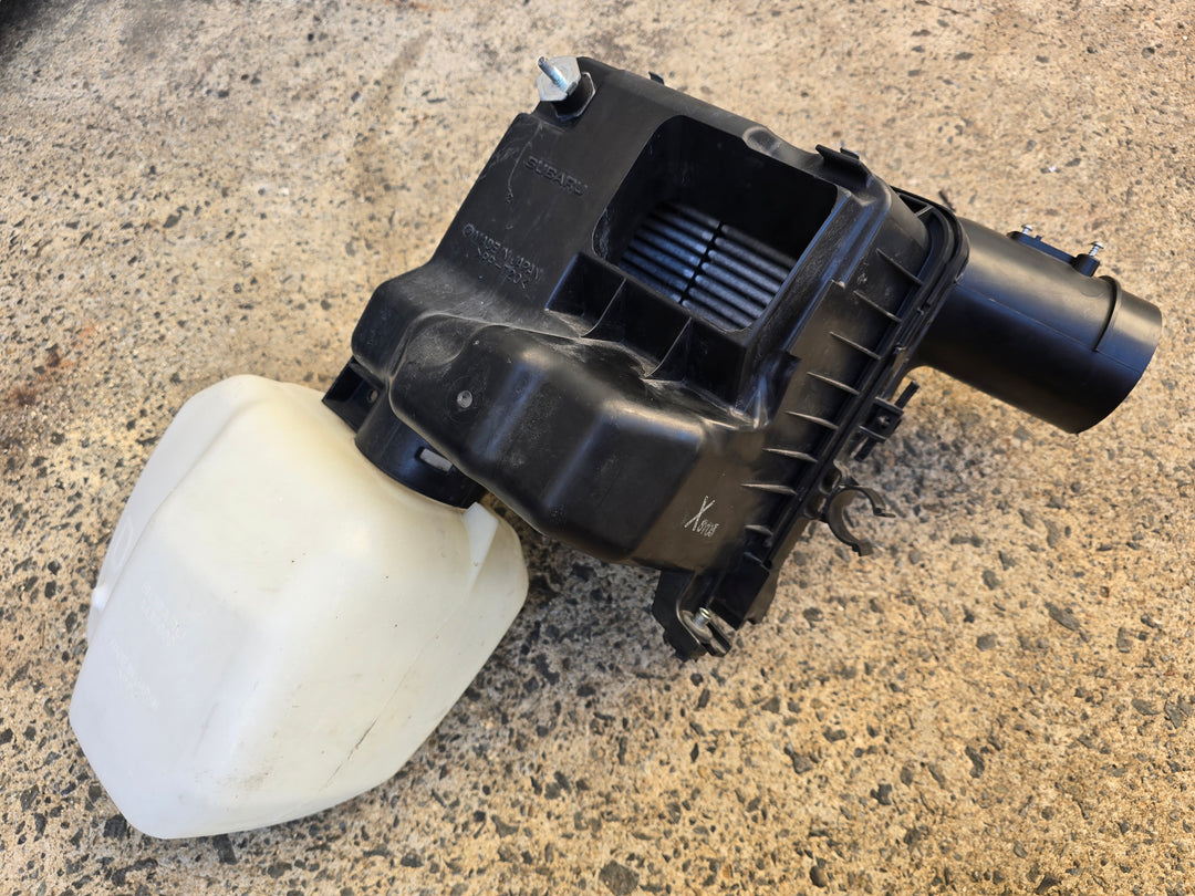 Subaru Impreza GH GE RS 2007 -11 Factory Cold Air Intake Feed Induction Box Set