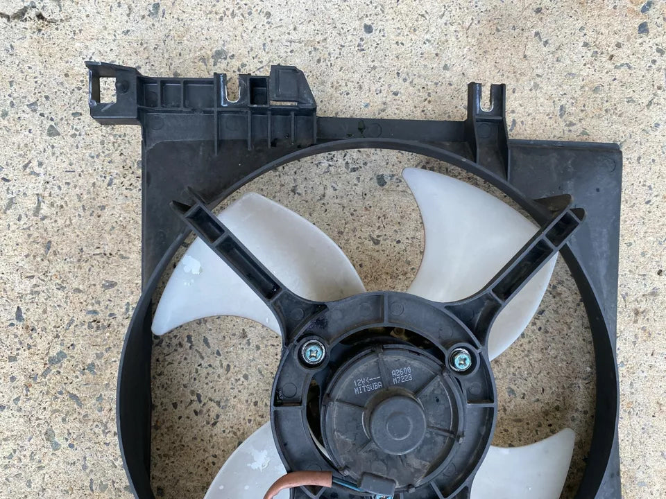 Subaru Impreza Hatch GH G3 08-14 Radiator Thermo Cooling Fan Left Passenger