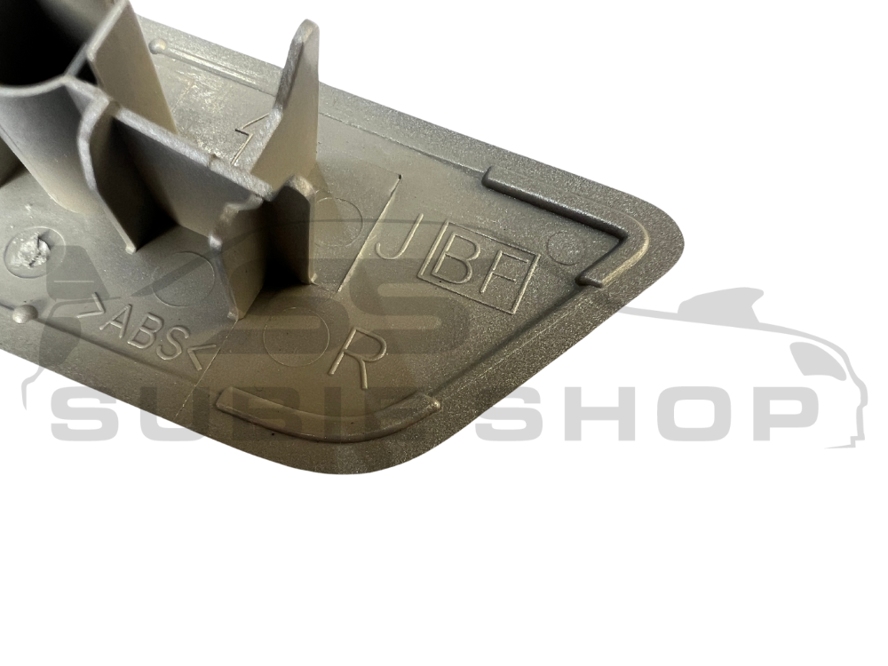 Genine Front Bumper Headlight Washer Cap Cover 15-17 Subaru Outback BS RH Silver