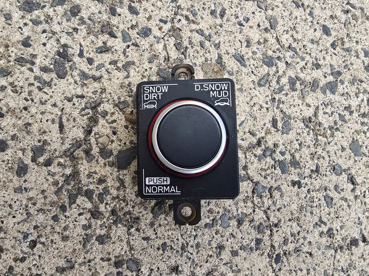 47706872
