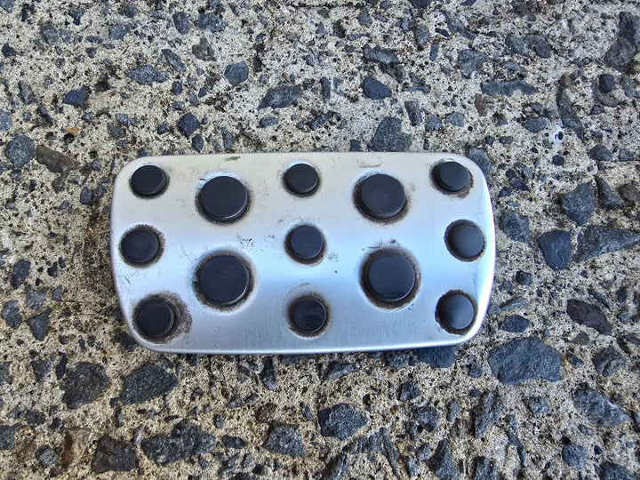 47743640