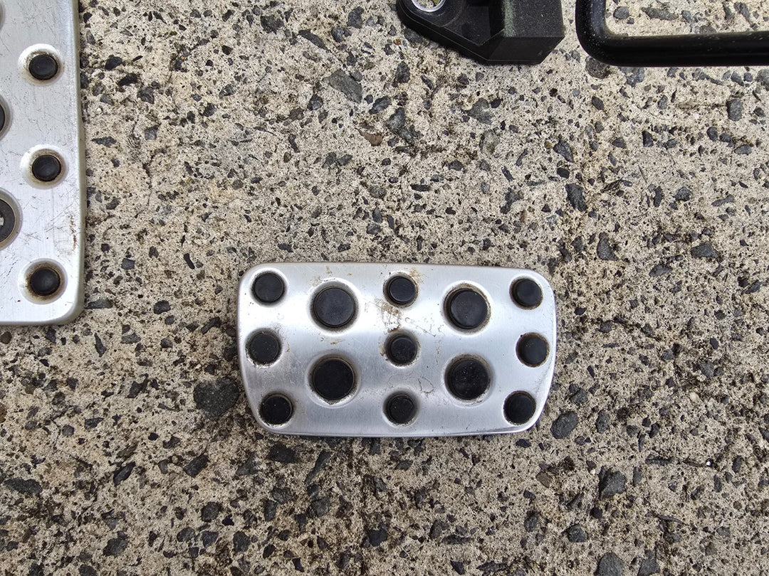 46921153