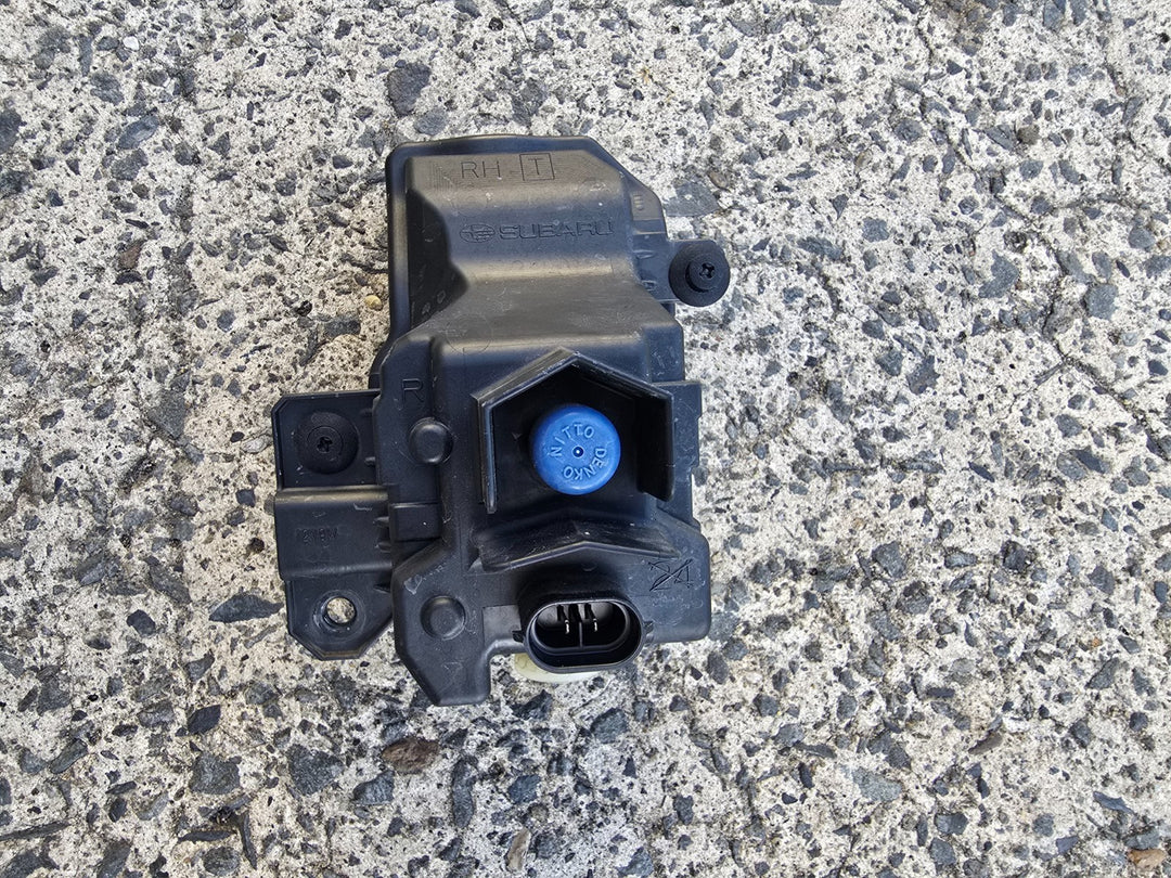 47717595