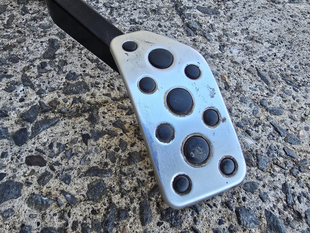 47743640