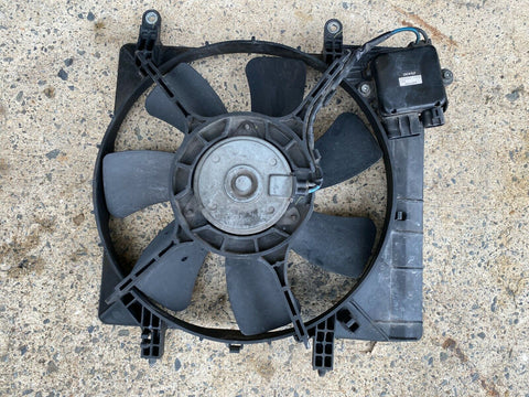 Subaru Outback Liberty Gen4 H6 2005 Radiator A/C Driver Thermo Fan Cooling Right