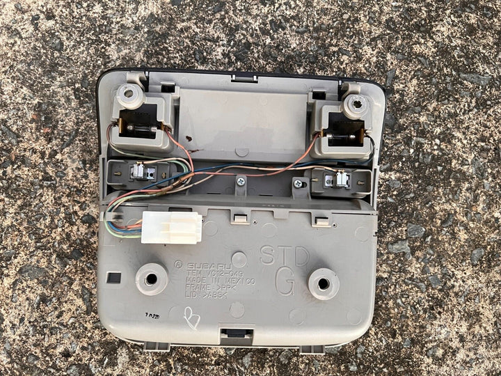 Subaru Tribeca 2006 - 2007 Top Storage Courtesy Light Sunglasses Compartment