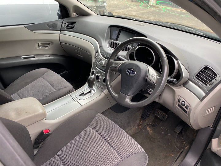 Subaru Tribeca 2006 - 2007 Top Storage Courtesy Light Sunglasses Compartment