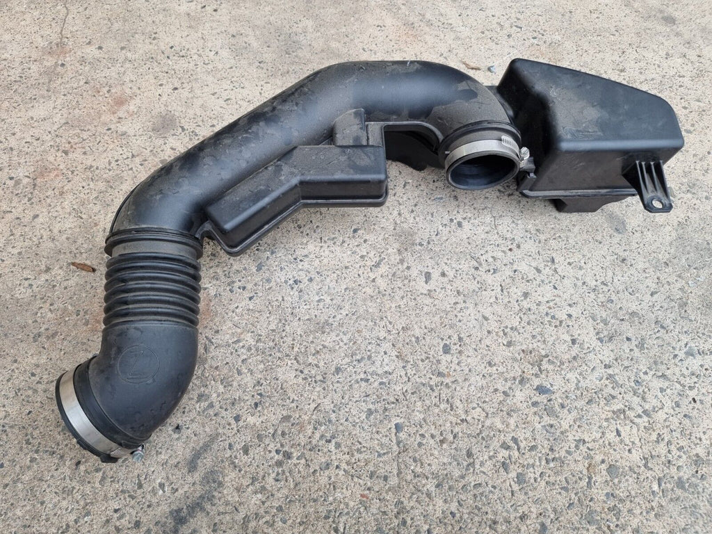 GENUINE Subaru XV GT 2017 21 FB20 Cold Air Intake Plenum Chamber Pip