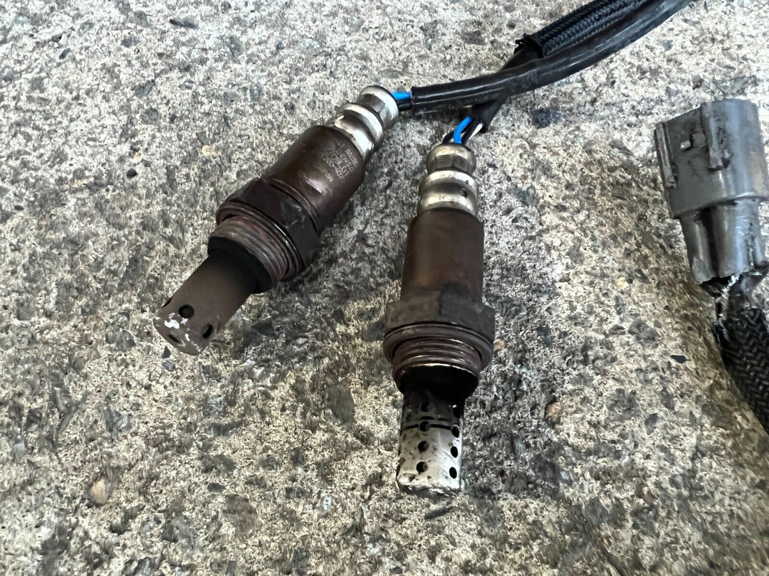 Subaru O2 Resistor Cap Subaru Liberty Outback 06 - 09 Factory DENSO Exhaust O2 Oxygen Sensors ...