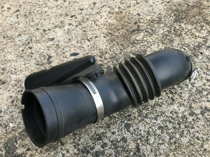 Subaru Liberty GT Outback H6 03 - 09 Genuine Air Box Plenum Intake Pipe Factory