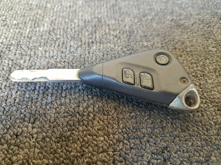 Genuine Subaru Liberty GEN 4 03 09 Factory Key Immobiliser Spare Key Fob Button