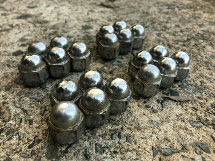 Set of 20 x Subaru Liberty Outback Impreza OEM Wheel Nuts Lug Nut Stud Bolts