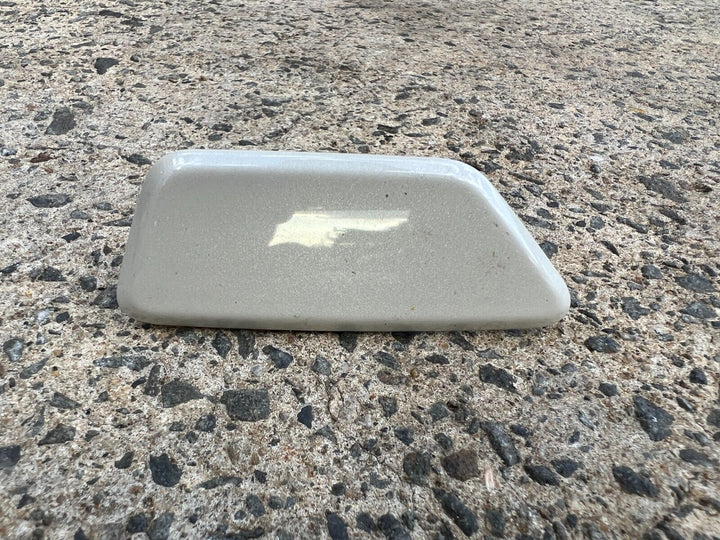 Subaru Impreza GJ 15 - 16 HID Headlight Washer Cap Cover White K1X Right RH R