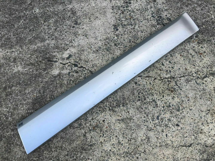 Subaru Liberty Outback Wagon GEN 3 4 H6 03 09 Front RH Door Trim Cowling Mould