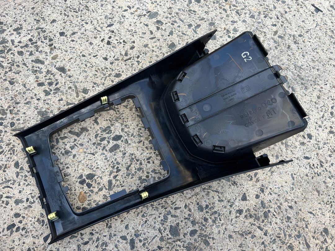 Subaru Impreza WRX G3 2008 -14 Console Manual Gear Selector Leather Shifter Trim