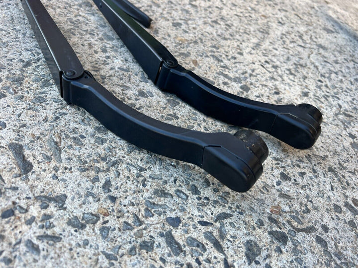 OEM Subaru Liberty GEN 5 2009 - 14 Windscreen Wiper Arms Pair Assembly
