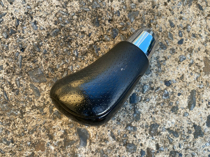 Subaru Liberty Outback GEN 4 03 06 Factory Gear Shift Knob Gearknob Shifter Auto