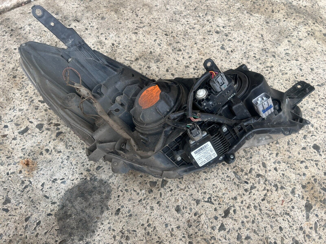Subaru Impreza GJ 12 - 16 Front Passenger Left HID Xenon Headlight GENUINE LH L