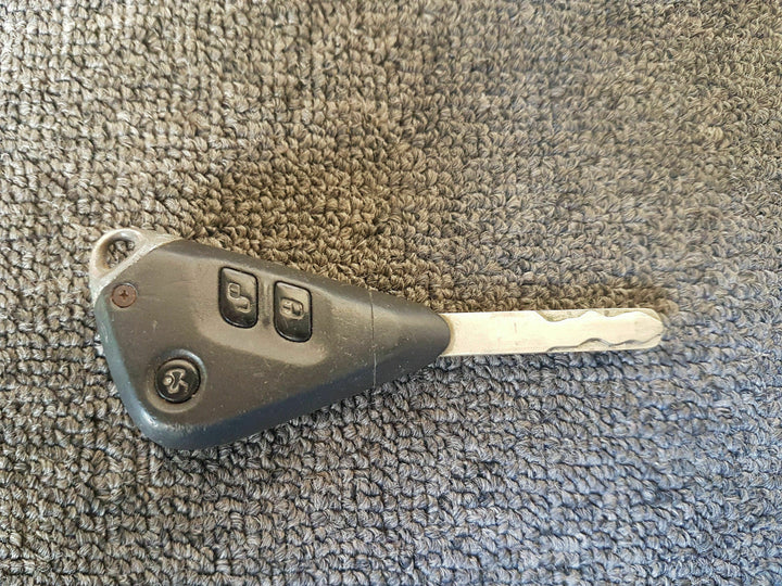 Genuine Subaru Liberty GEN 4 03 09 Factory Key Immobiliser Spare Key Fob Button