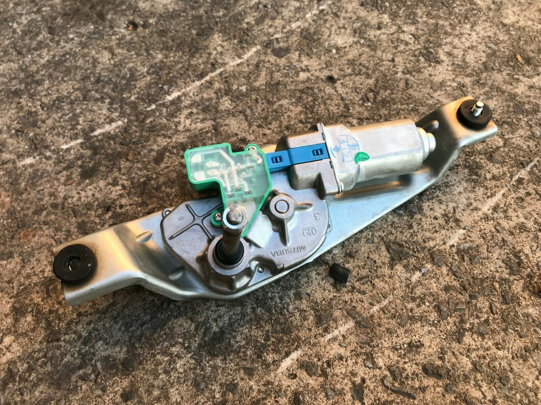 Subaru Impreza 08 - 14 GH G3 Rear Windscreen Wiper Motor Mechanism Window STI
