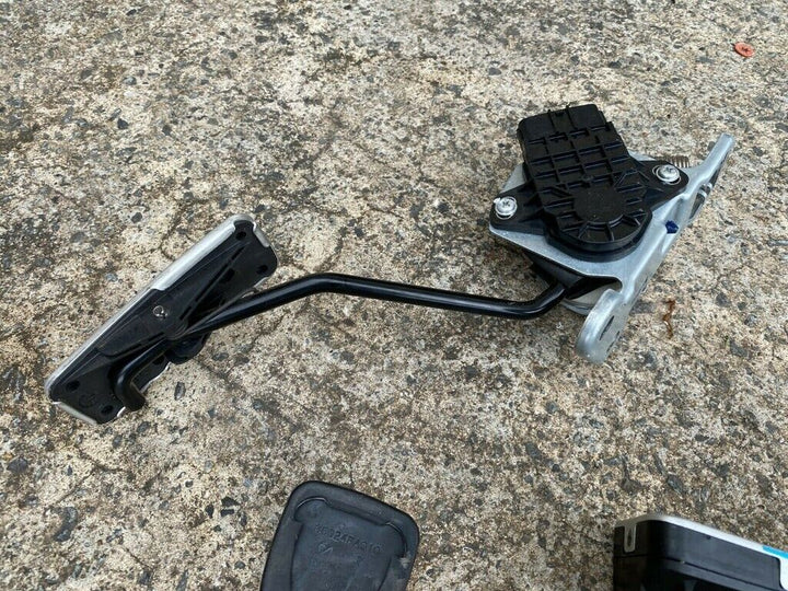 Subaru Liberty H6 Turbo Gen 4 03 - 09 Factory 6 Speed Manual Spec B Pedals Metal