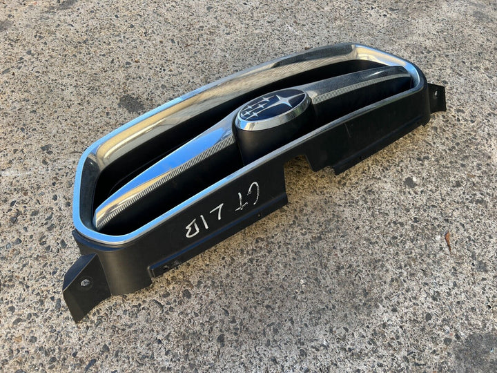 Subaru Liberty 2006 - 09 Front Bar Upper Chrome Grille Grill Badge GENUINE OEM