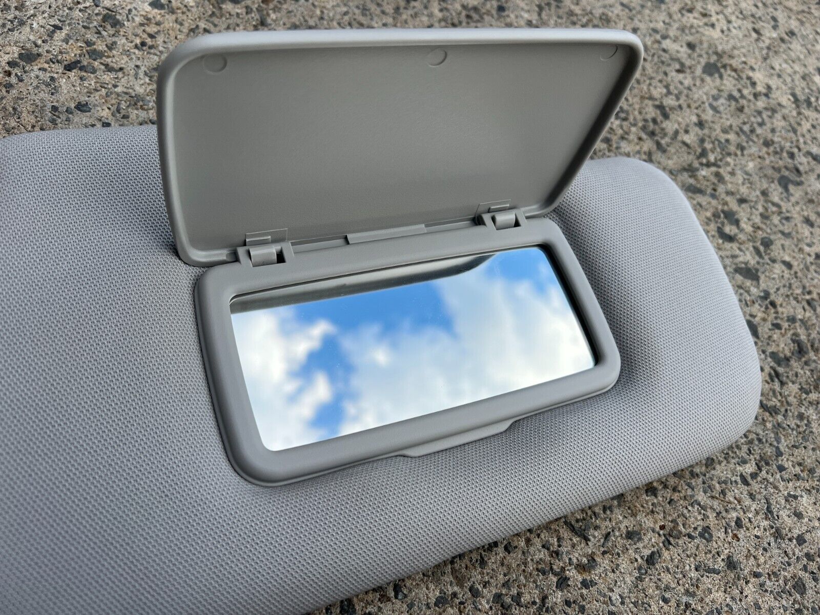 Subaru Impreza GJ G4 12 - 16 Right Driver Side Sun Visor Shade