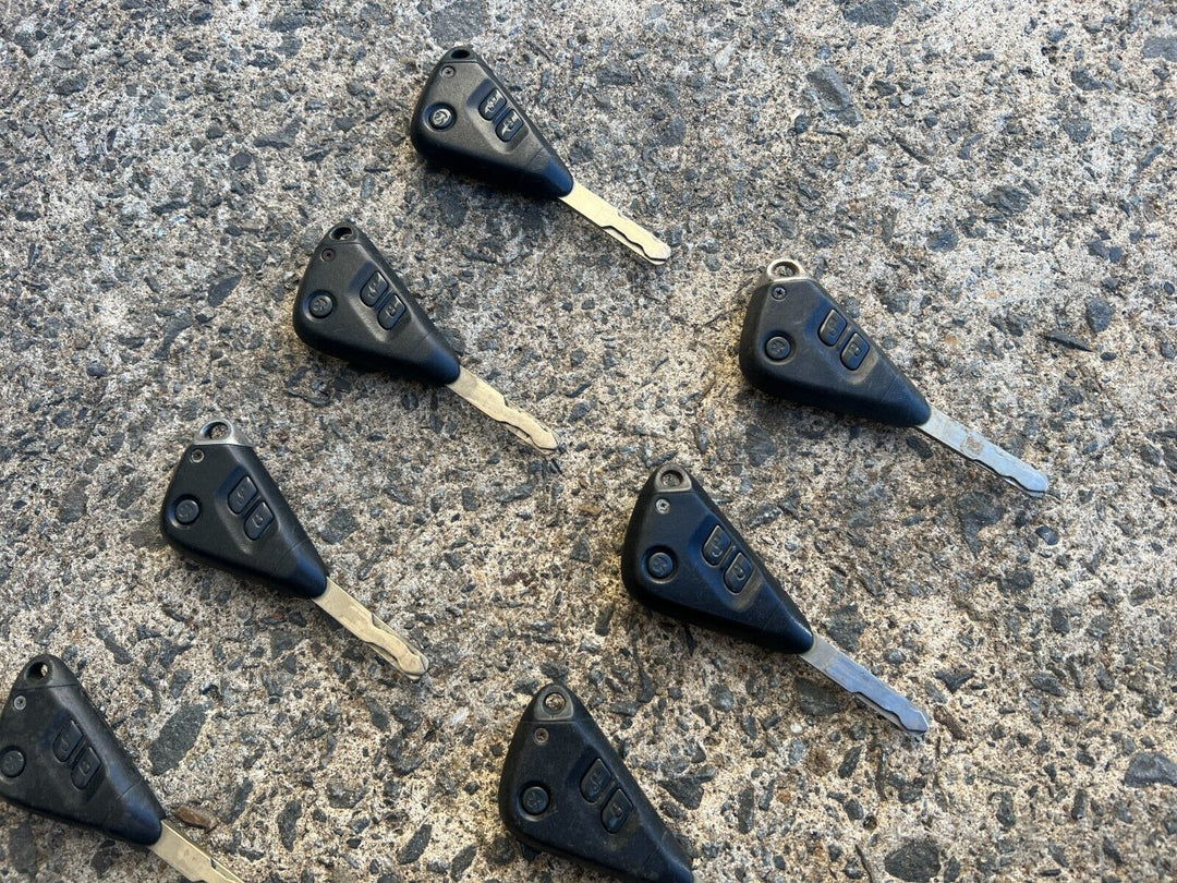 10x Genuine Subaru Impreza Liberty WRX 06-14 Factory Button Keys Fob Immobiliser