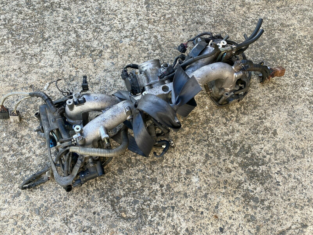 Subaru Forester SG SG9 Turbo 02 - 07 Factory Air Intake Inlet Manifold Throttle