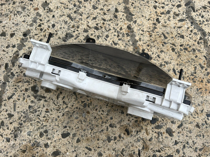 Subaru Forester SJ 2013 -15 Manual Turbo Diesel Instrument Cluster EE20 213,325k
