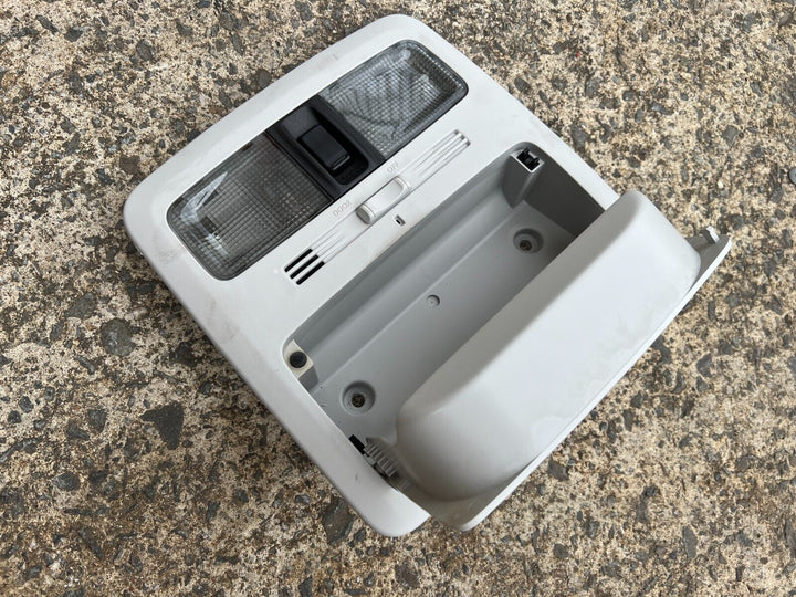 Subaru Forester SJ 2012 - 18 Courtesy Interior Sun Roof Light Sunglasses Holder