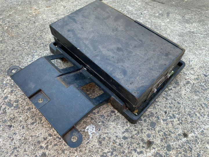 Subaru Forester Wagon SF 97 - 02 Clarion CD Stacker Changer Stereo Audio Unit