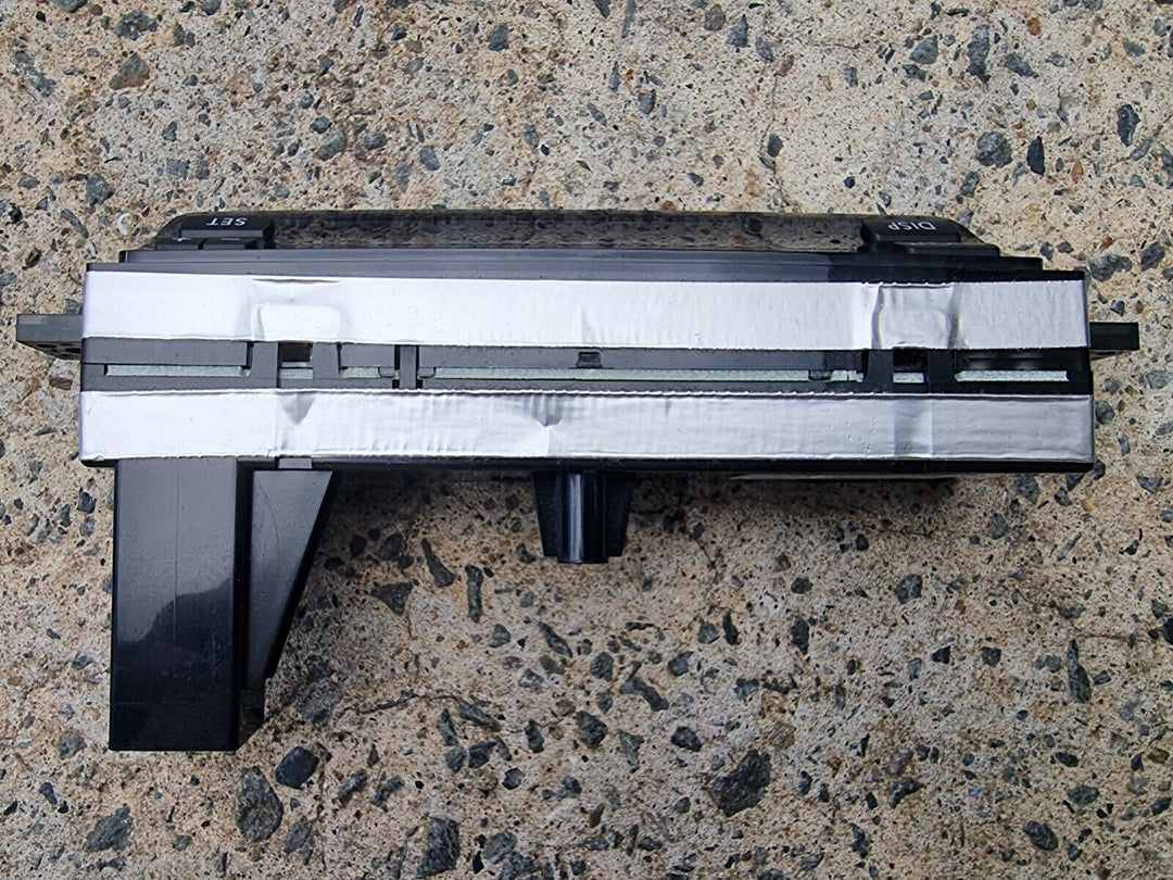 Subaru Liberty Outback 03 - 09 Gen 4 Factory Dash Clock 4 Button Brightness Type