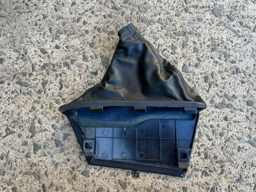 Subaru Forester SH 08 - 12 Factory Handbrake Cover Leather Boot Surround Black