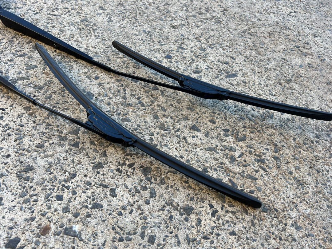 OEM Subaru Liberty GEN 5 2009 - 14 Windscreen Wiper Arms Pair Assembly