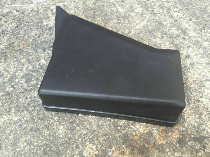 Subaru Outback Liberty GT 2003 - 2009 GEN 4 Engine Bay Fuse Box Compartment Lid