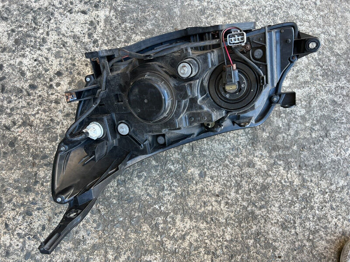 Subaru Forester SH 08 - 12 Front Driver Headlight Right RH Light Halogen GENUINE