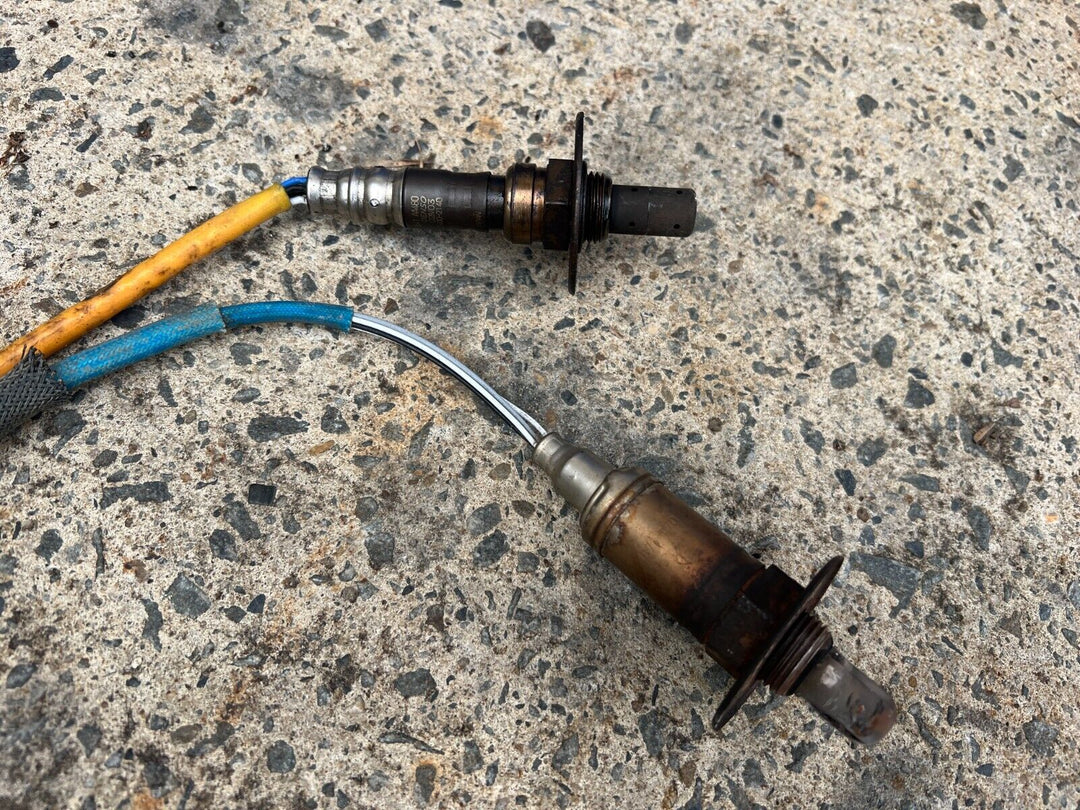 Subaru Impreza RS 08 - 11 Catalytic Converter Exhaust Oxygen O2 Sensors Pair OEM