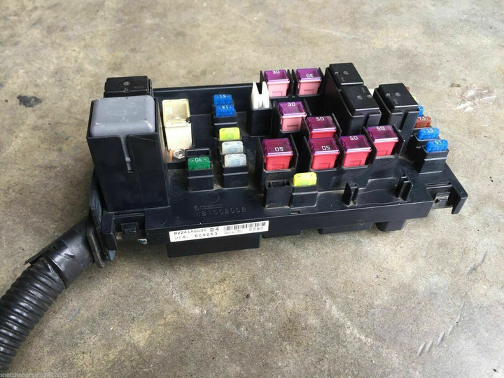 Subaru Outback Wagon Gen 4 03 06 Engine Bay Main Fuse Box Panel Fuses Genuine