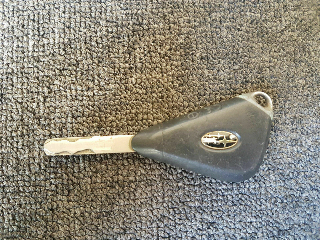 Genuine Subaru Liberty GEN 4 03 09 Factory Key Immobiliser Spare Key Fob Button