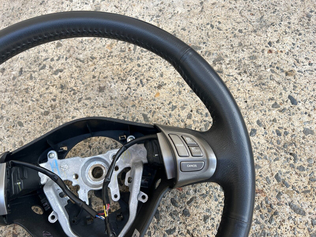 Subaru Forester 08 -12 SH EJ25 Leather Steering Wheel Cruise Control Buttons